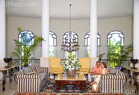 Royal Hideaway Playacar 3